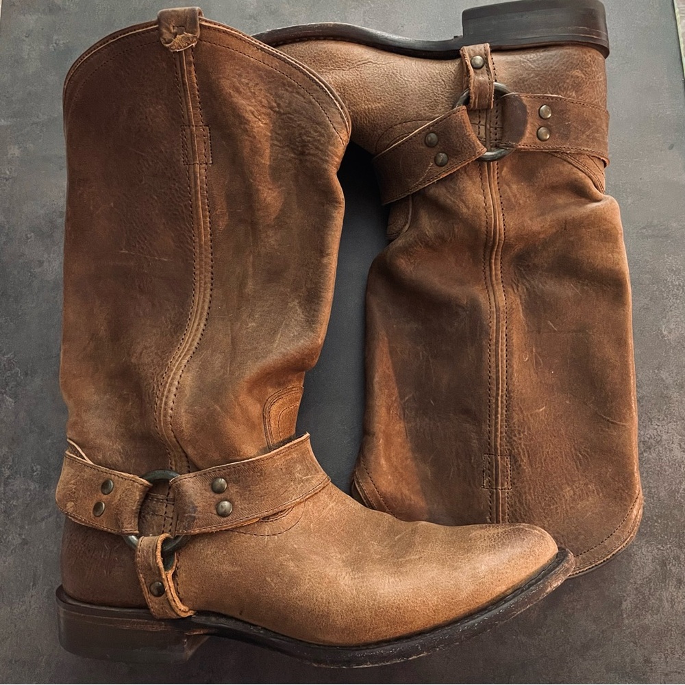 Womens FRYE Wyatt Harness brown leather boots size 7W